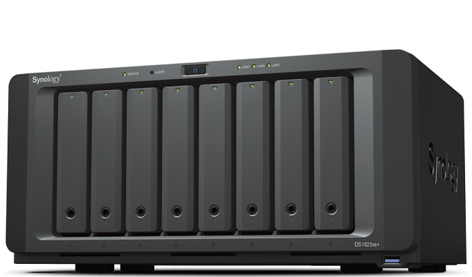 Системы хранения данных Synology QC 3,35GhzCPU/8Gb(32)/RAID0,1,10,5,6/upto 8HP HDD SATA(3.5', 2.5')upto18 (2xDX517)+2xM.2 slot/3xUSB3.2/2eSATA/2xGbE(+1Expslot)/1x10GbGbE/iSCSI/2xIPcam(upto75)/1xPS/1YW