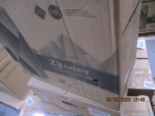 Корпус ZALMAN Z3 ICEBERG, ATX, BLACK, WINDOW, 5x3.5", 1x2.5", 2xUSB2.0, 1xUSB3.0, FRONT 1x120mm ARGB, REAR 1x120mm ARGB (существенное повреждение коробки)