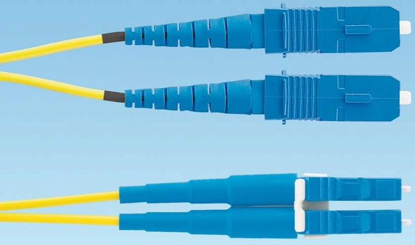 Патч-корд Panduit F92ELLNSNSNM007 2x9/125 OS1/OS2 LC дуплекс-SC дуплекс 7м LSZH желтый