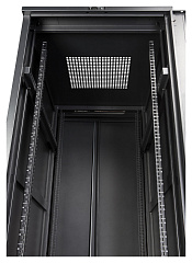 Шкаф коммутационный Lanmaster Business (TWT-CBB-22U-6X10-P1) напольный 22U 600x1000мм пер.дв.перфор. 2 бок.пан. задн.дв.перфор.2-хст. 800кг черный 926мм 65.3кг 1166мм IP20 сталь
