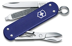 Нож перочинный Victorinox Classic SD Alox Night Dive (0.6221.222G) 58мм 5функц. синий подар.коробка