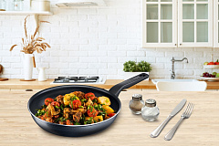 Сковорода/ Сковорода Tefal Force 4218928 круглая 28см покрытие: Titanium ручка несъемная (с крышкой) черный (9100048323)